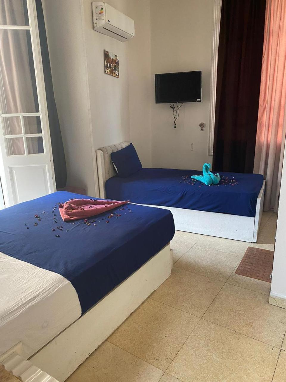 Abdeen Hostel