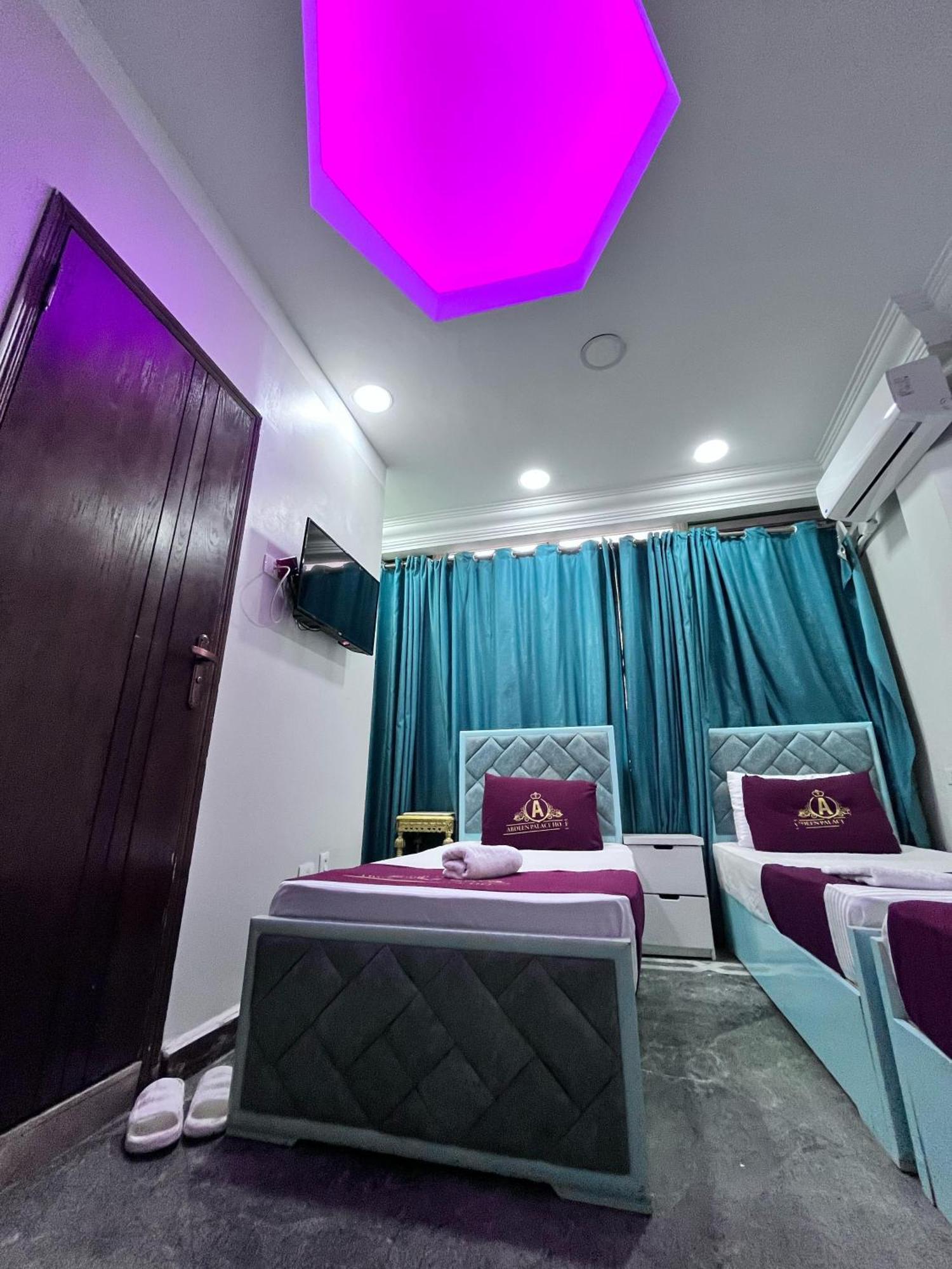 Abdeen Hostel